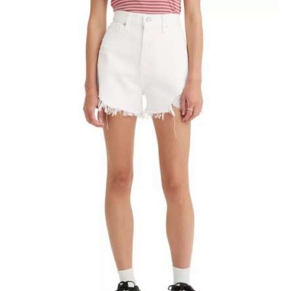 Levi’s high waisted mom shorts white nwt - Picture 2 of 5
